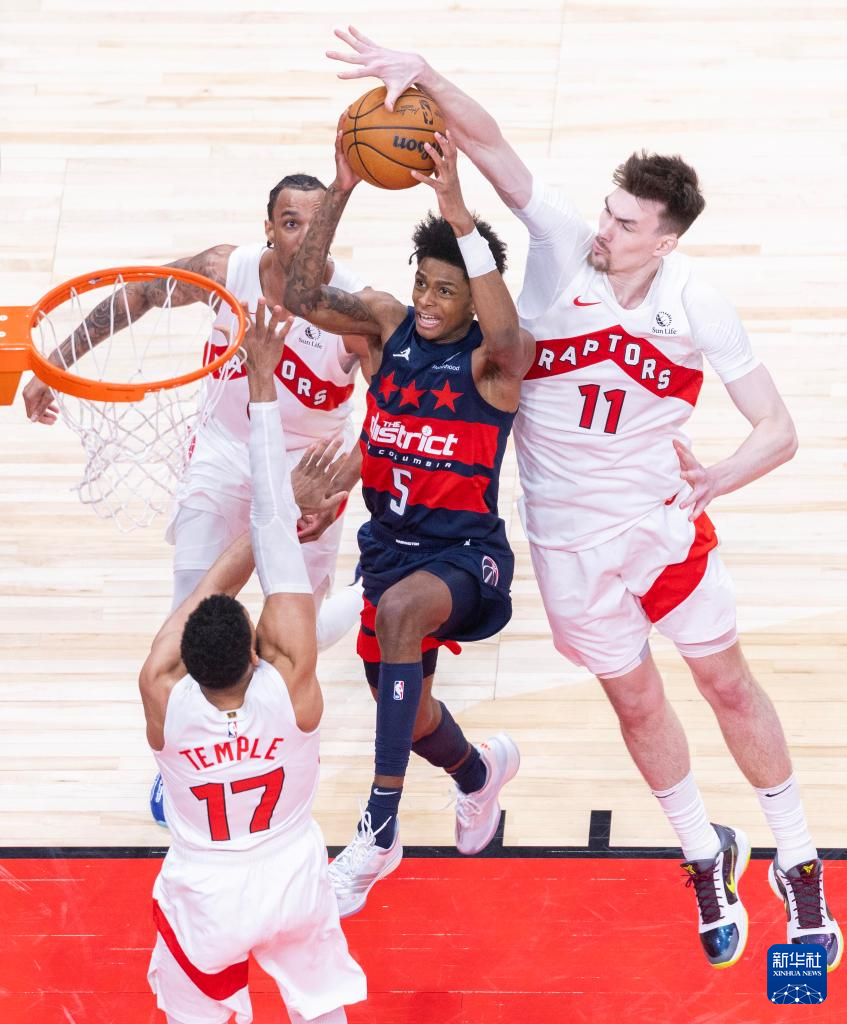 包含赛前多伦多猛龙备战全明星赛,刷新队史纪录细节曝光,引发热议,团队化学反应显著的词条 包含赛前多伦多猛龙备战全明星赛,刷新队史纪录细节曝光,引发热议,团队化学反应显著的词条