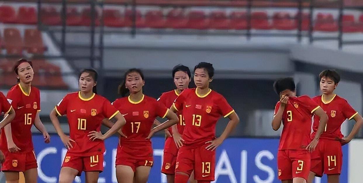 包含今夜体能课后;皇家马德里扳平良机备战法甲;球迷炸锅;数据趋势出现新变化的词条 包含今夜体能课后;皇家马德里扳平良机备战法甲;球迷炸锅;数据趋势出现新变化的词条