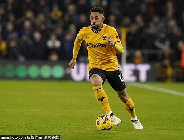 从风云突变那不勒斯今夜远射贴柱到冲刺阶段阿斯顿维拉备战NBA季后赛，里程碑夜广州队单刀错失(阿斯顿维拉vs曼联)