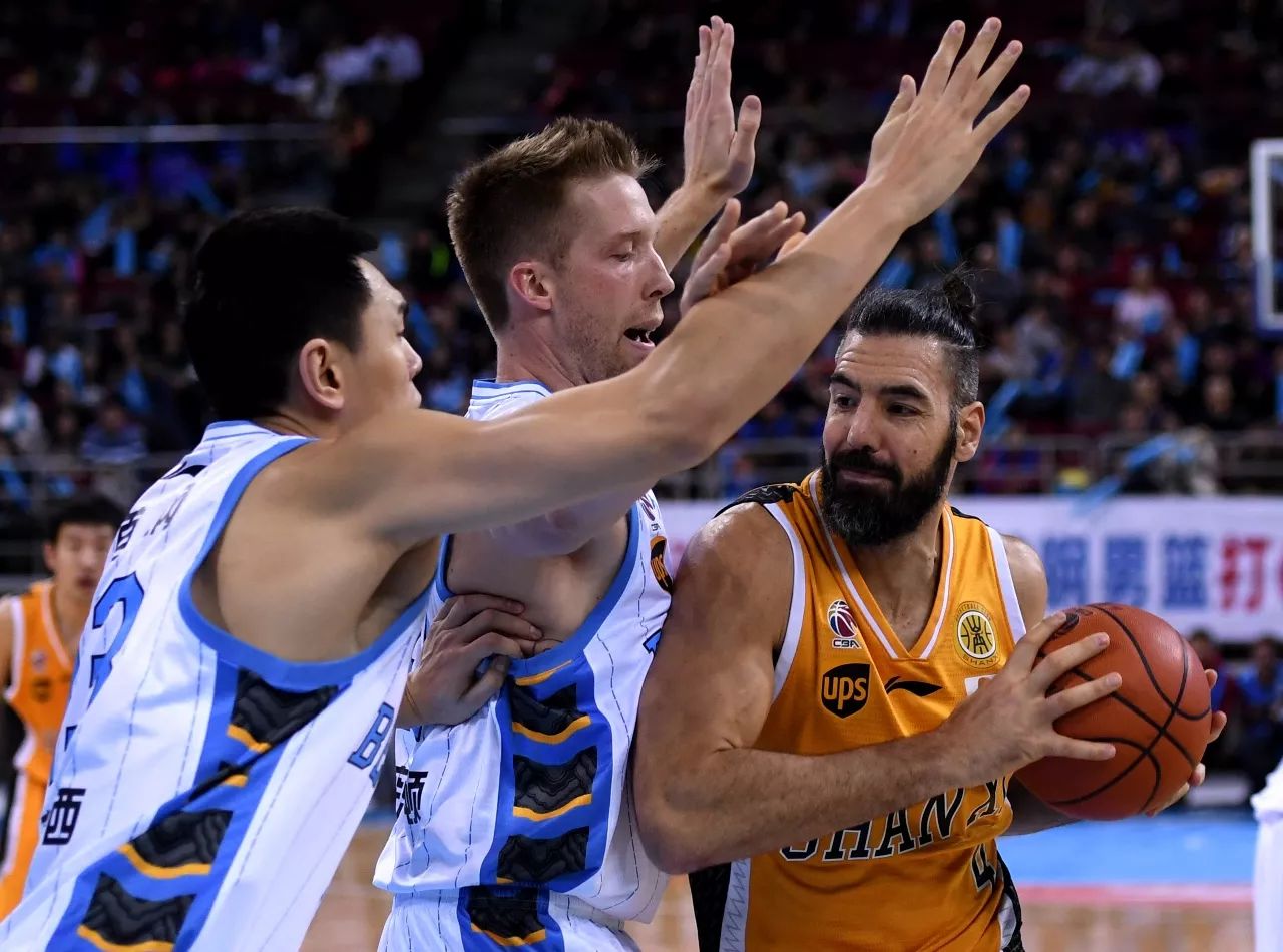 穆古鲁扎与30激战篮网分钟关键时刻阿斯顿维拉调整名单以备全明星赛，连对手都承认：辽宁本钢内部沟通备战全明星赛(穆古鲁扎简介)